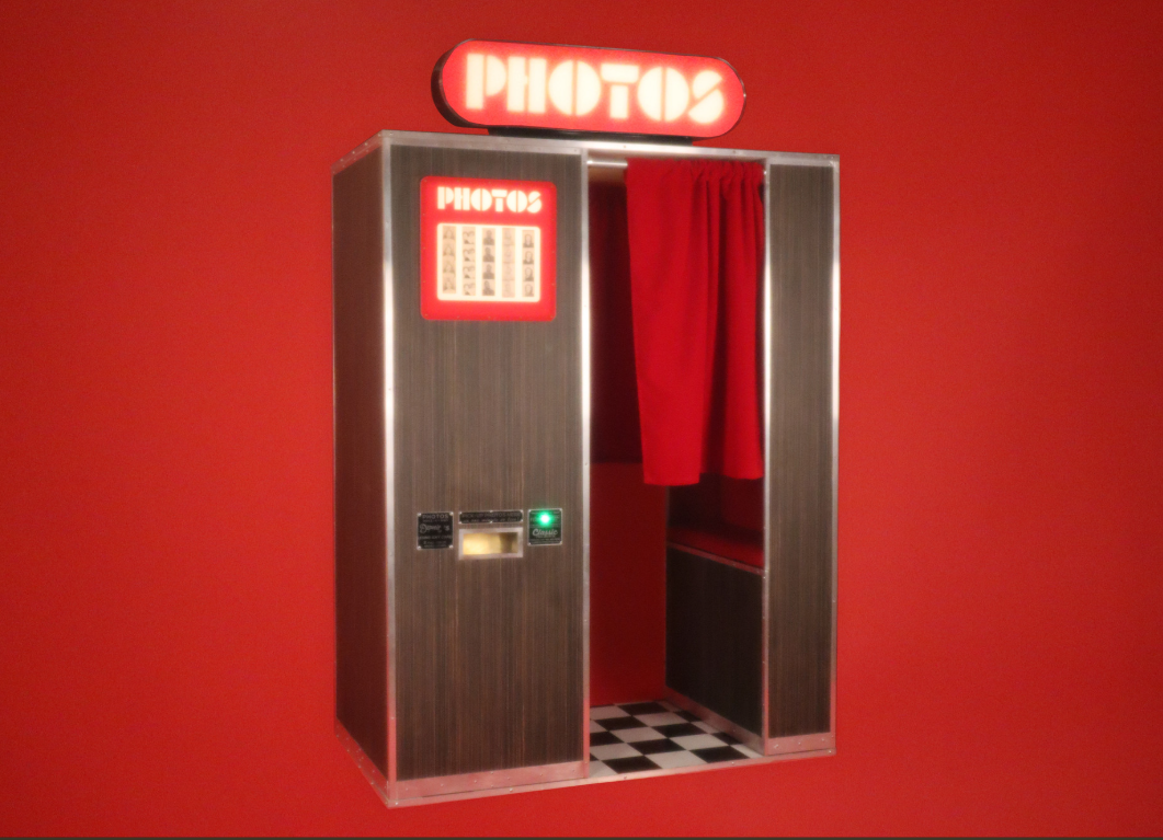 #1 Vintage photo booth